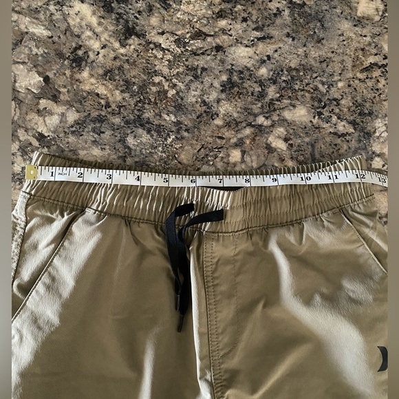 Hurley Jogger Pants Boys Size 10/12 Beige Elastic Waist Drawstring H2O Dri - Picture 7 of 10